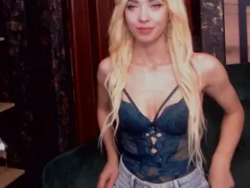 Bongacams Sex Cam of spicystarlet