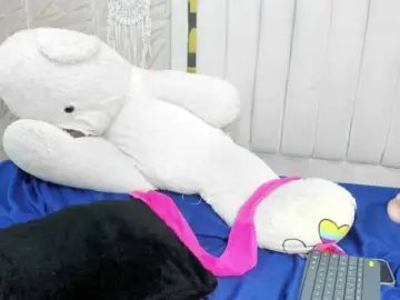 Bongacams Live Porn of Nicol-Zurich