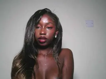 Bongacams Sex Cam of Sexxytrinityy