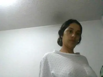 Bongacams Nude Webcam of JuanaBrunette