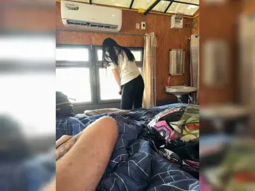 Bongacams Watch Live Sex Cams of Travel-Couple