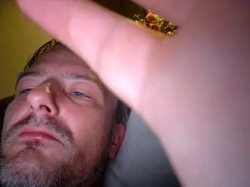 Bongacams Free Porn Cam of Youngstud37