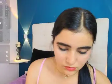 Bongacams Free Live Porn of MiiaaCarter