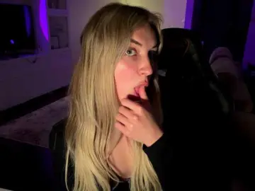 Bongacams Nude Webcam of MissyKissy