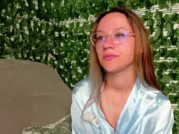 Bongacams Free Porn Cam of NicoleIris