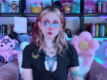 Bongacams Live Porn of Devil-Baby