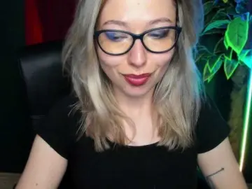 Bongacams Live Sex Cam of xxHeidiLove