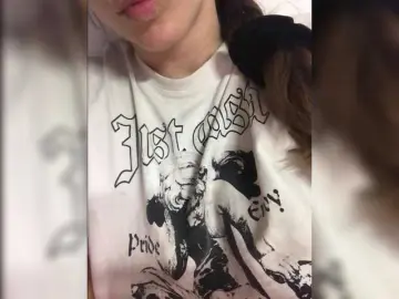 Bongacams Free Live Porn of TenderBerry