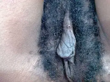 Bongacams Free Porn Cam of Skinybitchx
