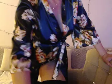 Bongacams Watch Live Sex Cams of goodSnowQueen