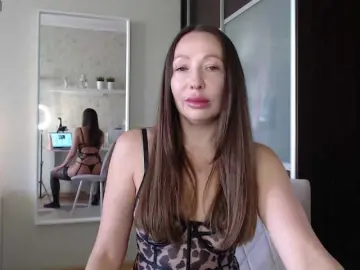 Bongacams Adult Video Chat of Konfetti