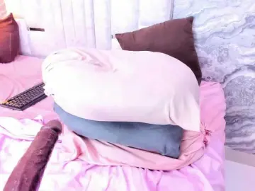 Bongacams Watch Live Sex Cams of VeronicaLodge23