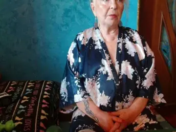 Bongacams Free Porn Cam of milo4ka77