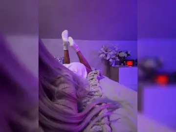 Bongacams Best live sex cam show of HollyPolly111