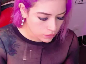 Bongacams Free Live Porn of Ivypoison10