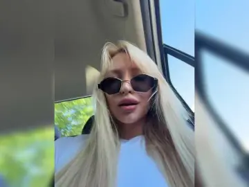 Bongacams Live Sex Cam of EwaBrown