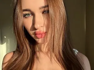 -Vivian-
