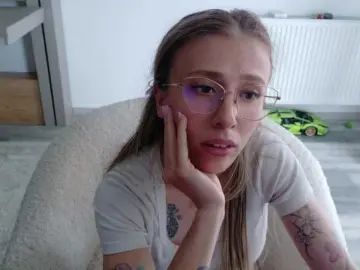 Bongacams Nude Webcam of DiddySweet1