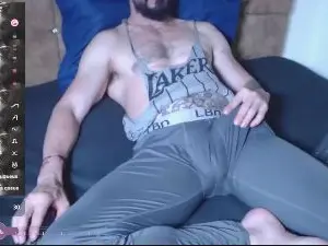 Cam4 Private Sex Chat of Valentino_01
