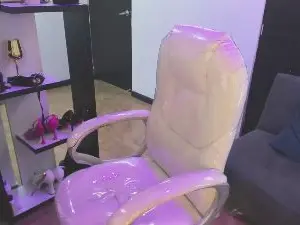 Cam4 Watch Live Sex Cams of MAGHENTA1976
