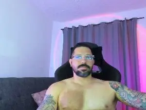 Cam4 Live Sex Cam of TheMagicFoxxx