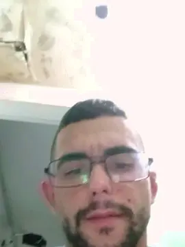 Cam4 Free Live Porn of Abrahao22