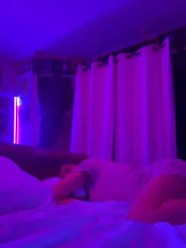 Cam4 Live Sex of SaraLaw22