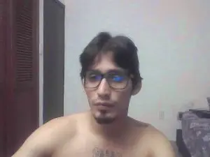Cam4 Free Live Porn of SrIncognito666