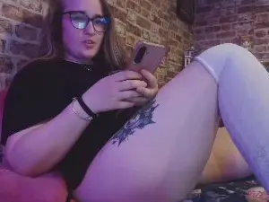 Cam4 Sex Cam of Foxyroxxyx