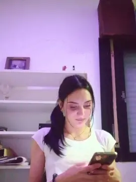 Cam4 Live Porn of pauu_xoxxo