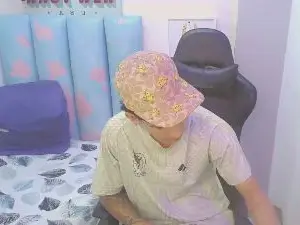 Cam4 Free Live Porn of LIAM_PLAYY_