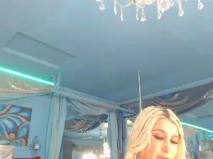 Cam4 Sex Cam of adrianna_fox