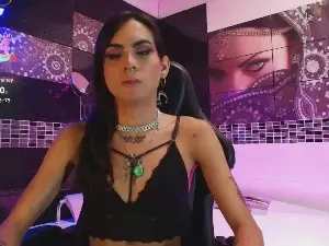 Cam4 Watch Live Sex Cams of lilith_nyx333
