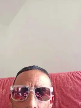 Cam4 Live Porn of comilon77