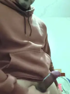 Cam4 Free Live Porn of baltazar_90