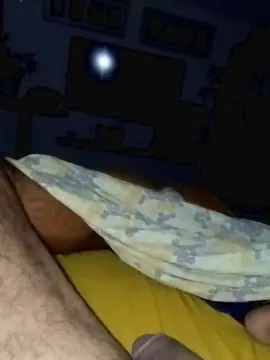 Cam4 Free Live Porn of beaubrunenrique