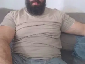 Cam4 Live Porn of Hugehairymacho