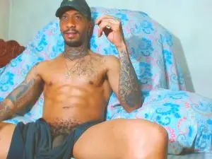 Cam4 Free Live Porn of blackwild887