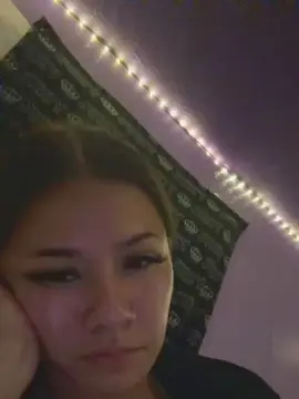 Cam4 Free Live Porn of Nutonmybutt