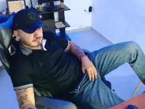 Cam4 Adult Webcam of Thiago_420_