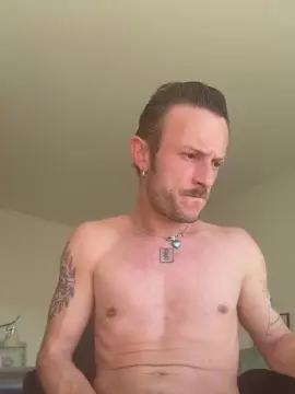 Cam4 Free Live Porn of RadBtm