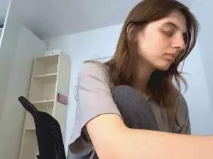 Cam4 Nude Webcam of BreanaHelmle
