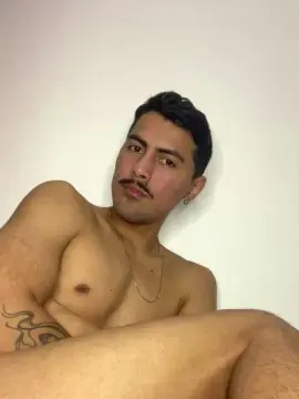 Cam4 Sex Cam of Julionovais