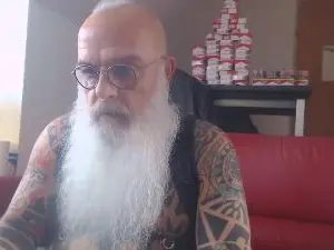 Cam4 Free Live Porn of smokewichser