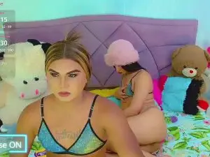 Cam4 Adult Video Chat of RealLovers_