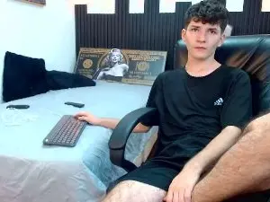 Cam4 Live Sex of trevor_mob