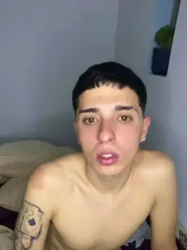 Cam4 Nude Webcam of Thomikaty98