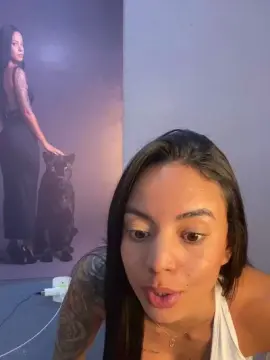 Cam4 Private Sex Chat of Elamesma_