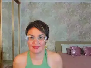 Cam4 Live Porn of MayaNoire