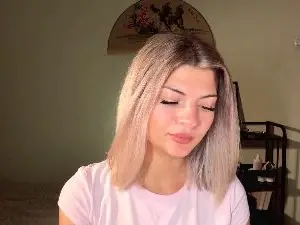 Cam4 Live Porn of ClarissaCiubal
